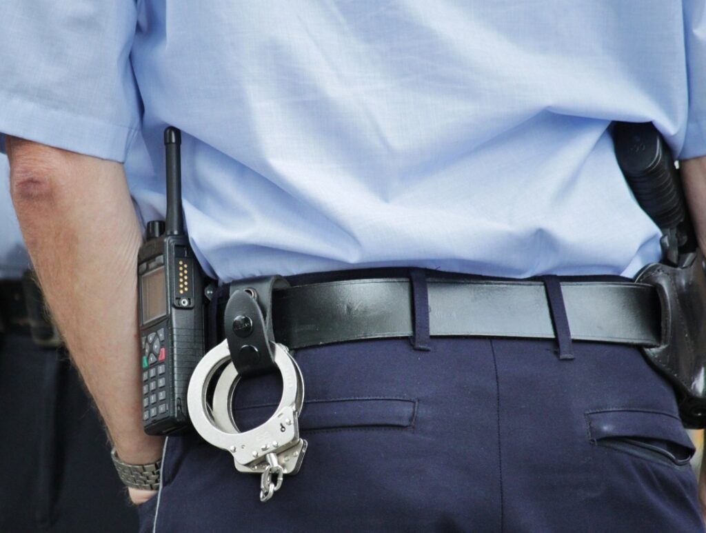 Policja z Poznania i Międzychodu zatrzymała sprawcę rozboju ukrywającego się w Niemczech