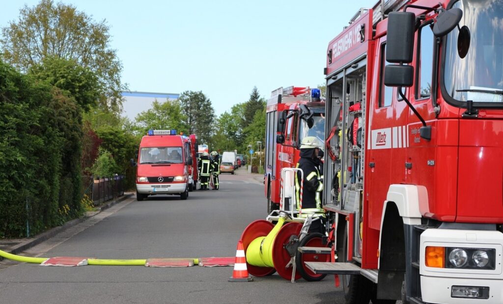 Eksplozja oleju w Poznańskiej Szkole Aspirantów Państwowej Straży Pożarnej: kilka osób rannych