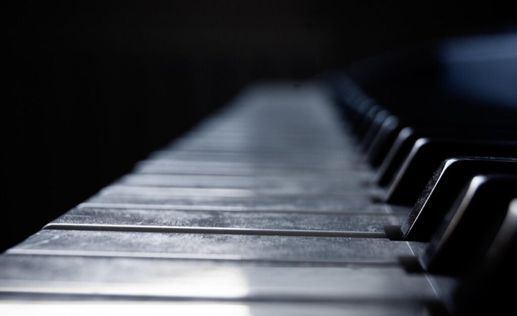 Fortepian Steinway D274 wart ponad milion złotych – nowy nabytek pilskiej szkoły muzycznej